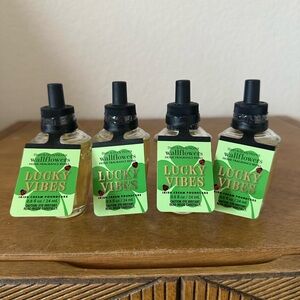X4 bath and body works LUCKY VIBES Irish cream poundcake wallflower refills NEW